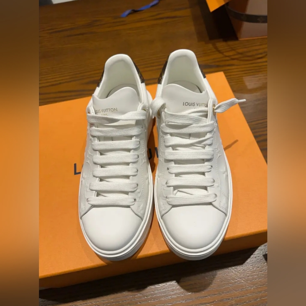 Louis Vuitton Time Out Sneaker